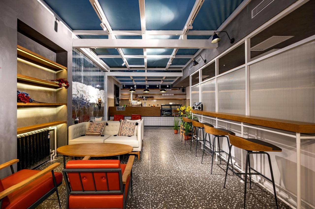 Qiuguo Hutong Courtyard Hotel Beijing Exterior photo